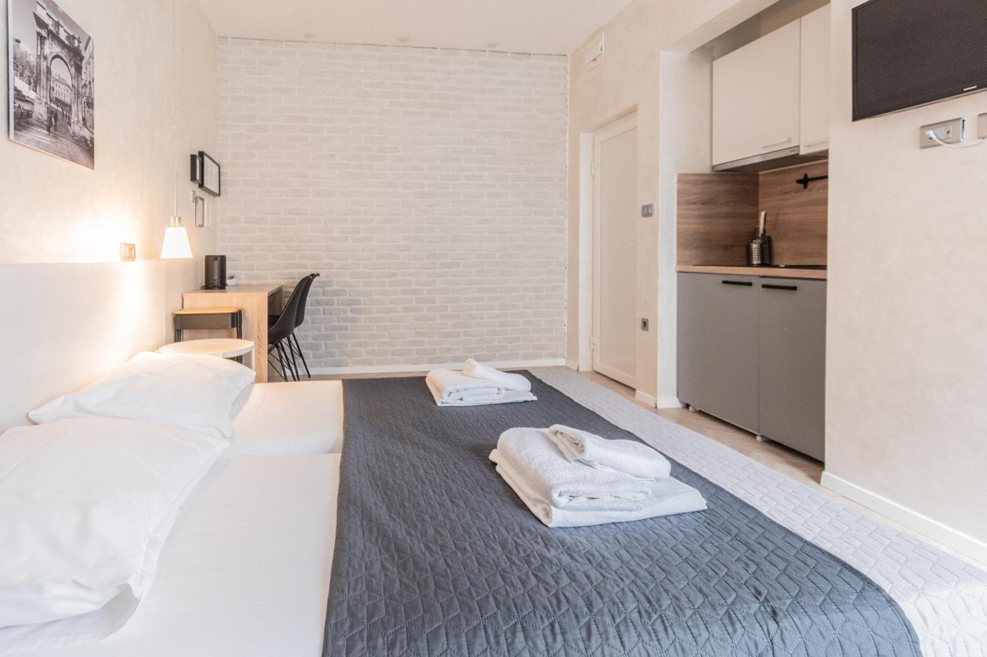 L&B Old Town Studio Apartments Pula Rum bild